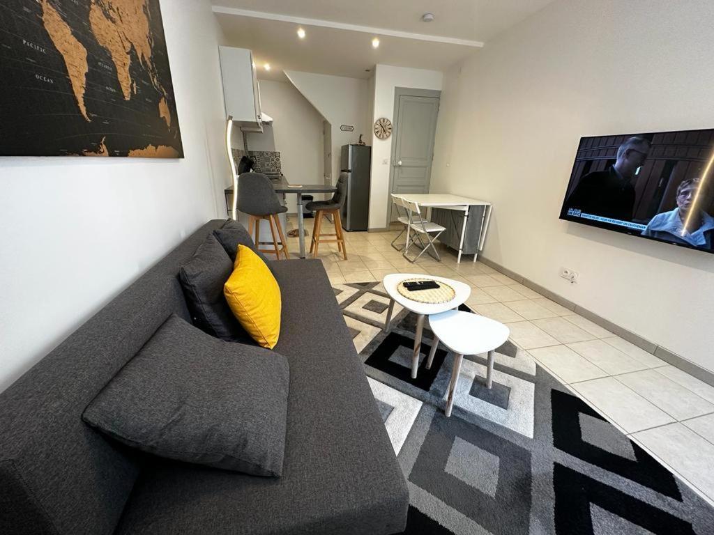 Le Saint Maixent, Maison De Ville, Baby Foot, Wifi Eksteriør bilde